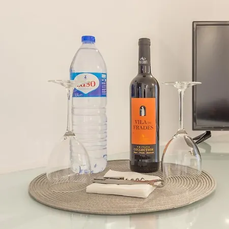 Апартаменты Sweet Secret Garden At Com Estacionamento