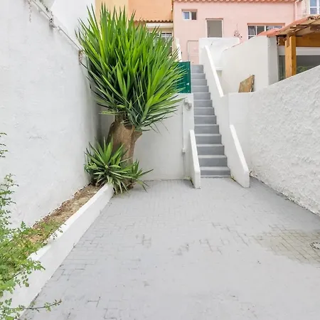 Sweet Secret Garden At Com Estacionamento Apartament