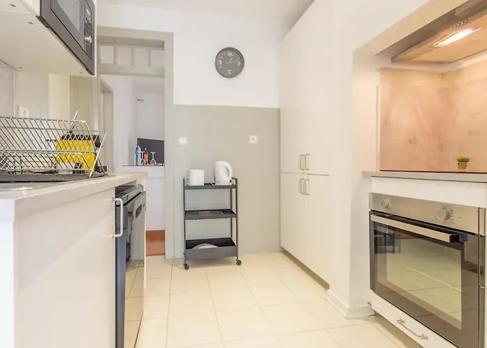 Sweet Secret Garden At Com Estacionamento * Lissabon