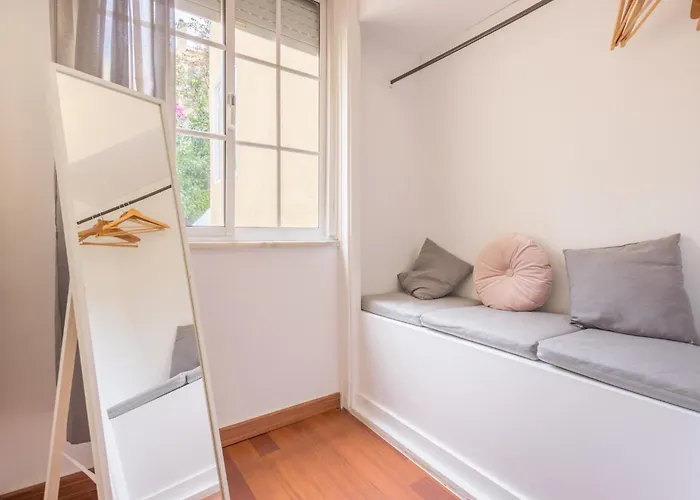 Sweet Secret Garden At Com Estacionamento Apartment